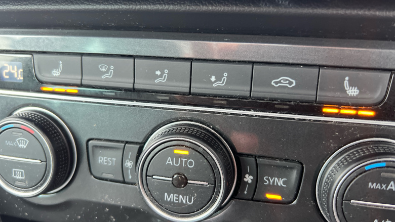 Volkswagen Tiguan 2.0 TDi 150 4Motion R-Line 5dr DSG Diesel Estate